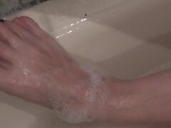 Suds on pussy. Suds on boobs Feet Toes Arms Fingers. Big tits blonde beauty Thumb