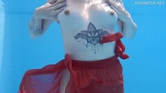 Nice Mimi Cica Underwater Nude Swimming Thumb