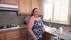 Stacked Mature Housewife Lacy Bangs Has Her Big Ass Pumped Thumb