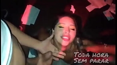 Gang bang com a novinha. Tomou leite de todos Thumb