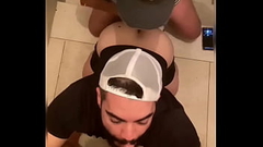 SEXO EM P&Uacute_BLICO.  3 MACHOS FODEM ARDENTEMENTE NA ESCADA DE EMERG&Ecirc_NCIA DO CONDOM&Iacute_NIO ( COMPLETO NO RED E SUBSCRI&Ccedil_&Atilde_O) Thumb